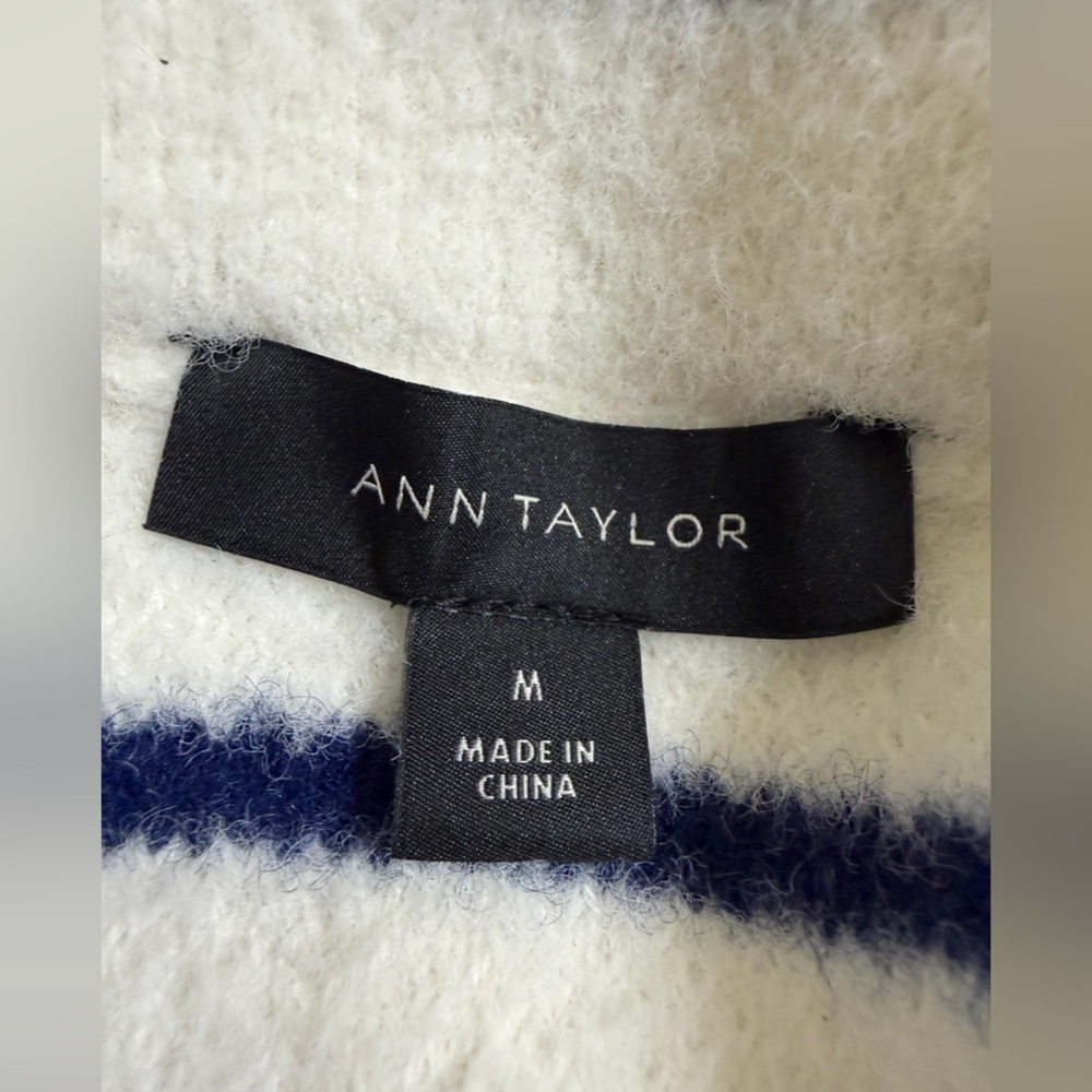 Ann Taylor 90s Striped Cardigan Navy Blue Nautical Cozy Warm Hampton Academia - Picture 3 of 6